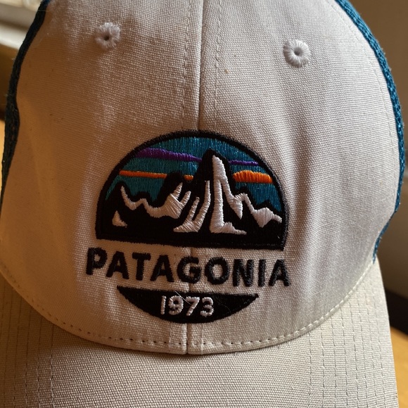 PATAGONIA baseball style hat in pre-owned condition - Picture 3 of 13